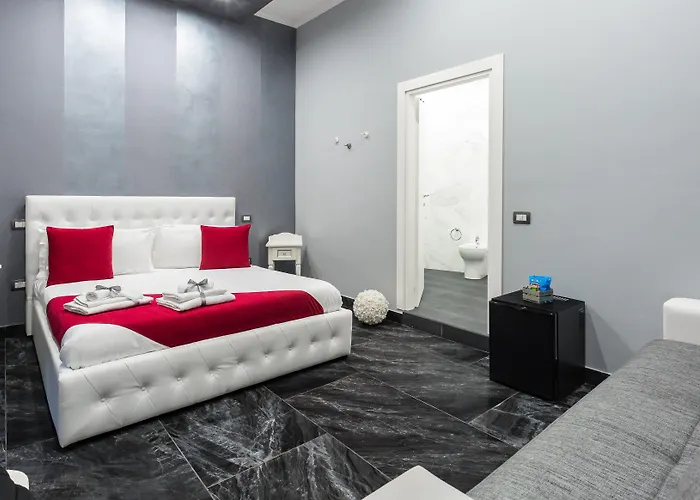 Palace 3* 那不勒斯