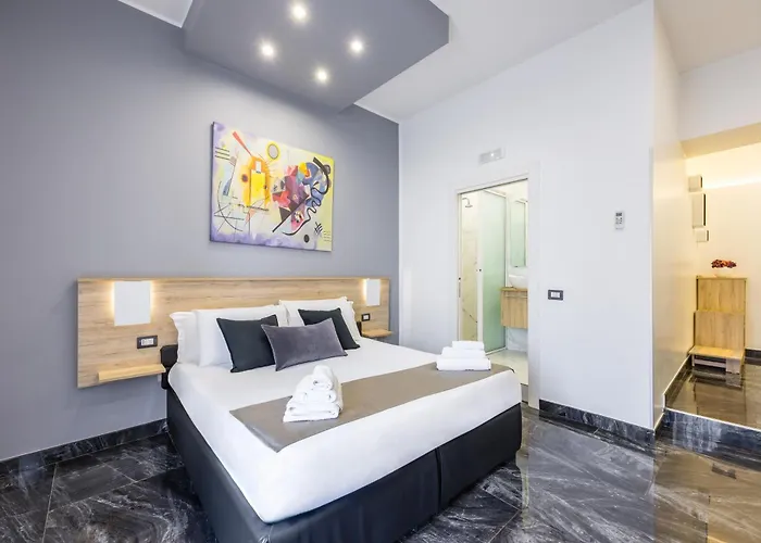 Palace 3* 那不勒斯