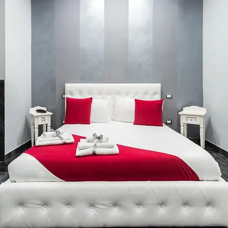 Palace 3*