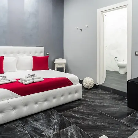 Palace 3*